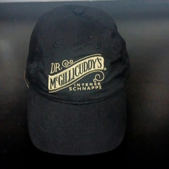 Dr. McGillicuddy's hat - Picture 1 of 7